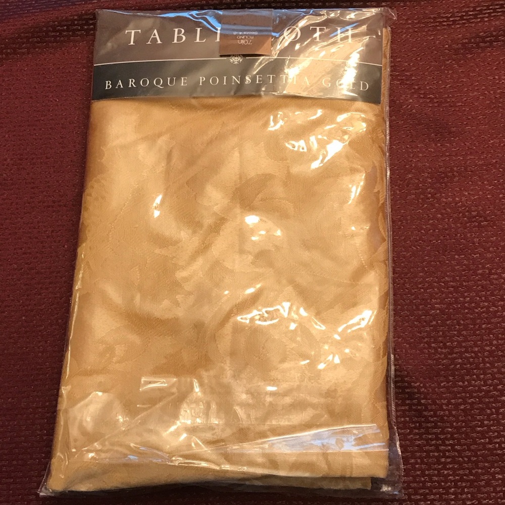 Baroque Poinsettia Gold Tablecloth